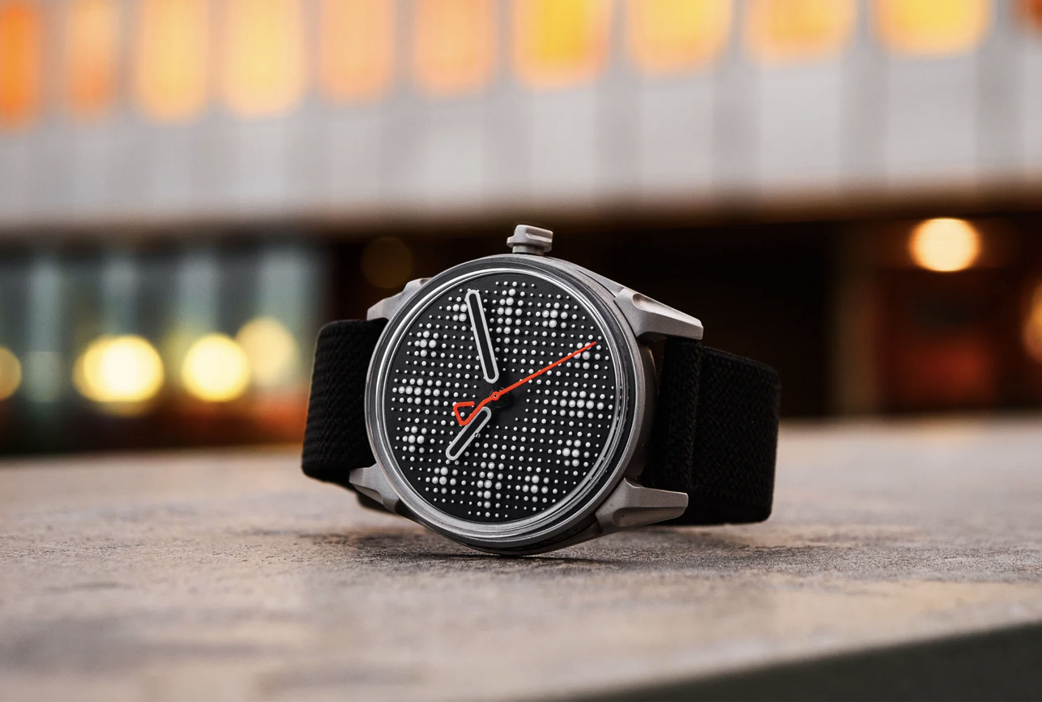 Introducing Kollokium Projekt 01, an Exercise in Neubrutalist Horology