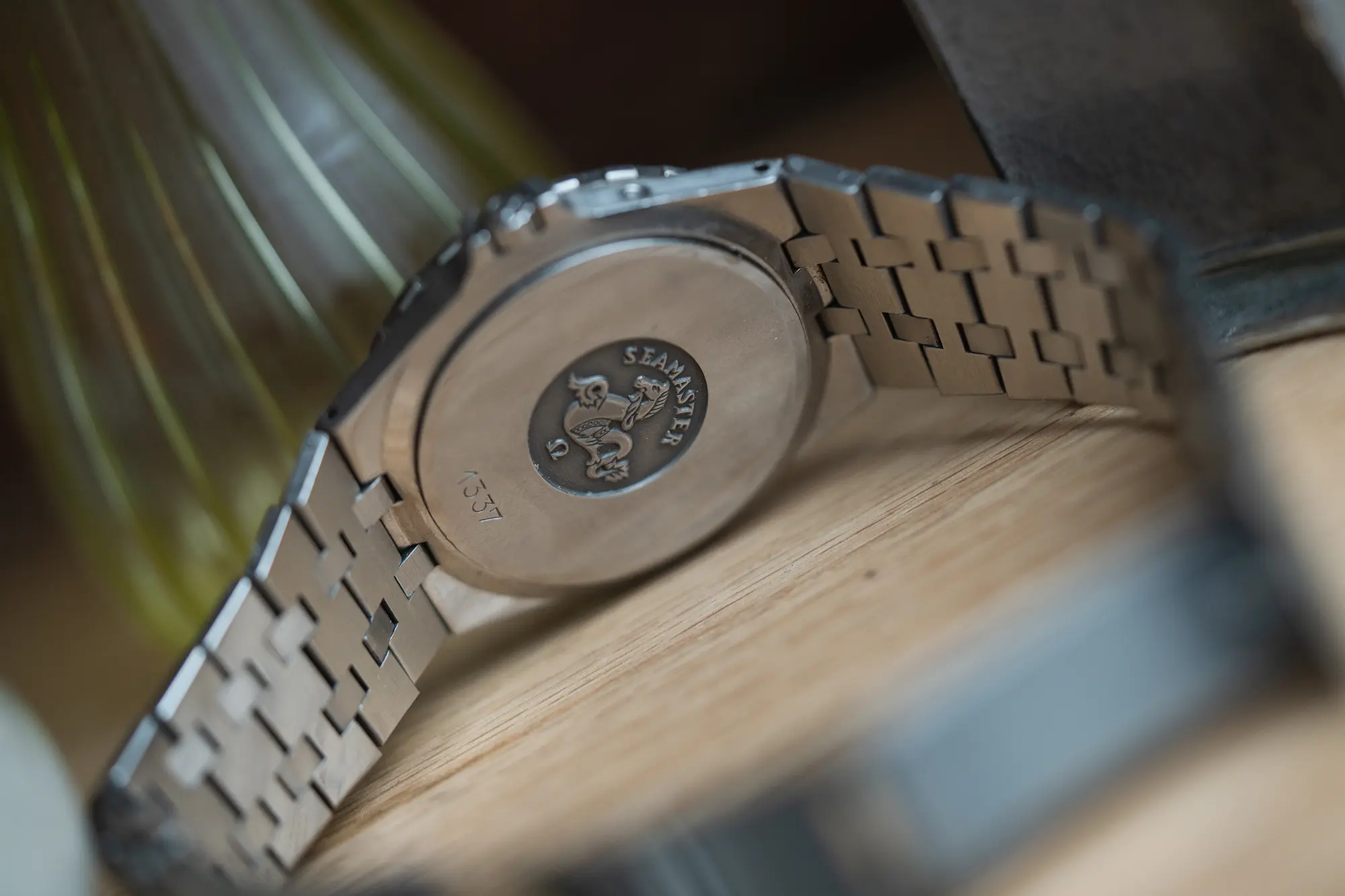 Retro Review: Seamaster 120M Plongeur de Luxe 'Jacques Mayol